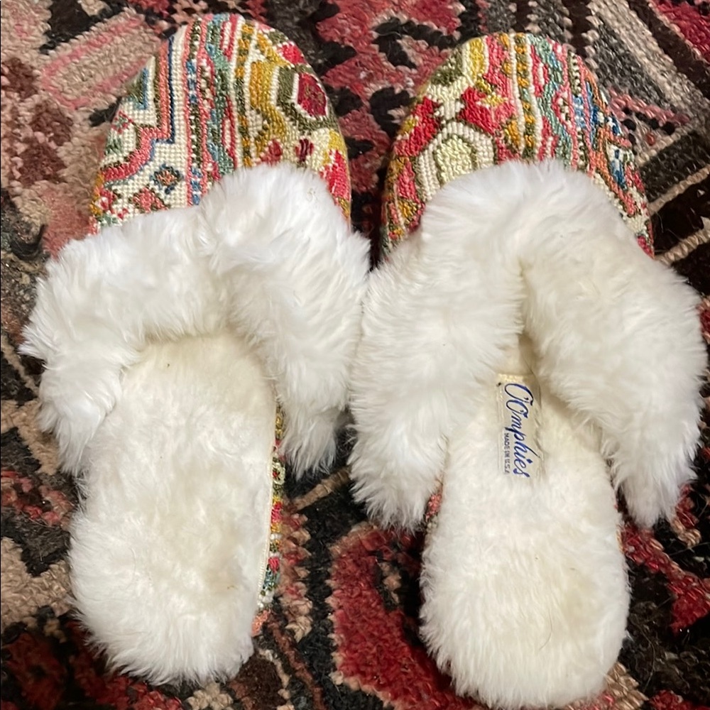 Colorful Patterned Slippers with White Fur Lining